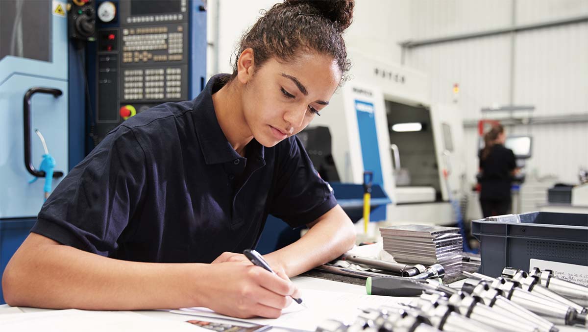 steeltoes-stilettos-manufacturing-lean